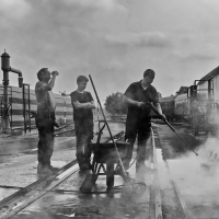 Units of industrial diesel steam water pressure washing machines are commissioning.