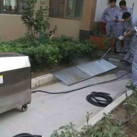 Working principle and precautions of steam cleaning machine